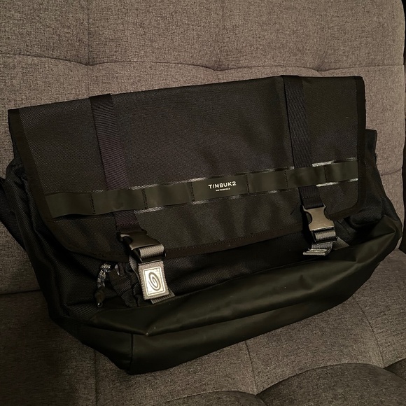 Timbuk2 Classic Large Messenger Bag